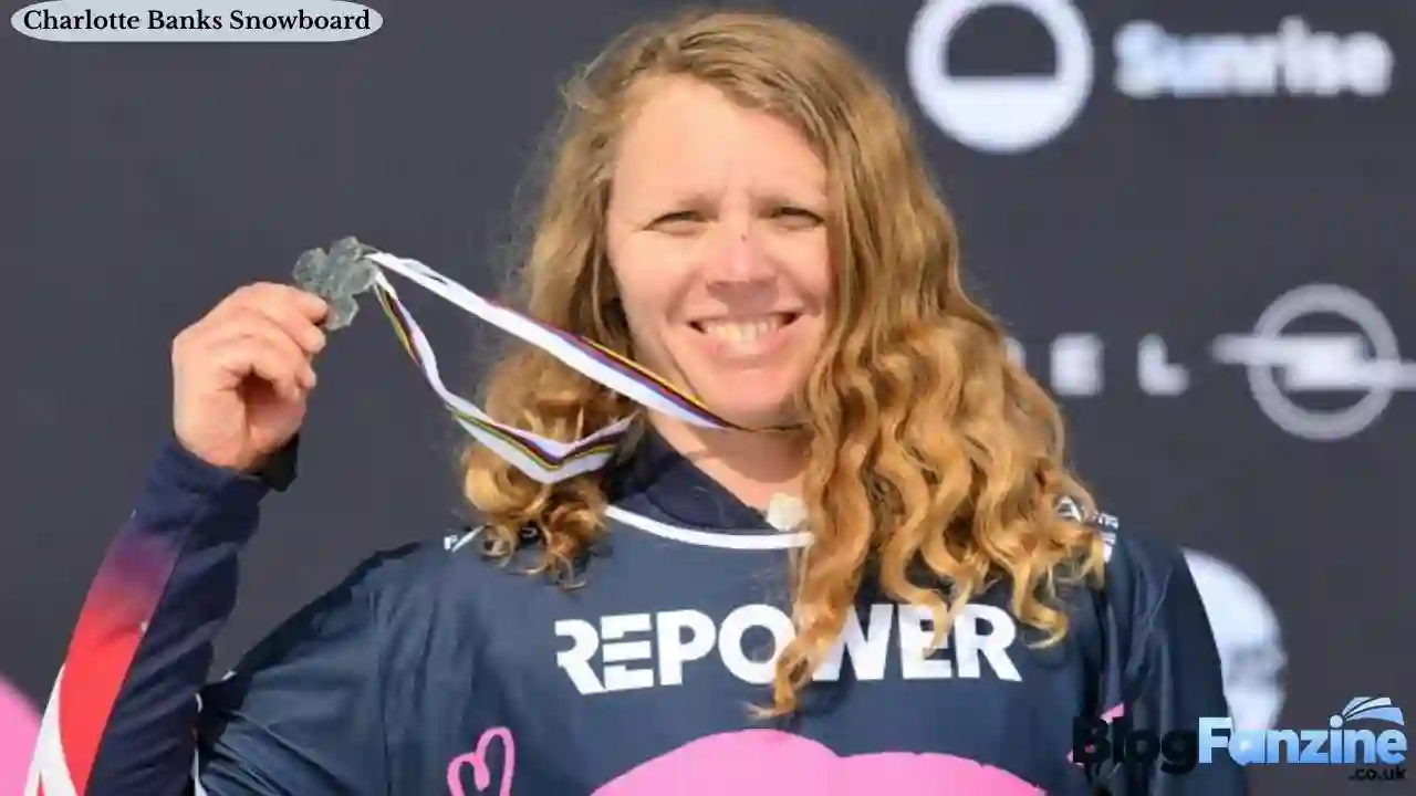 Charlotte Banks Snowboard
